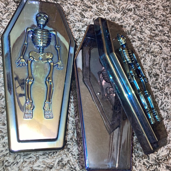 2 Skeleton coffin - Picture 1 of 3
